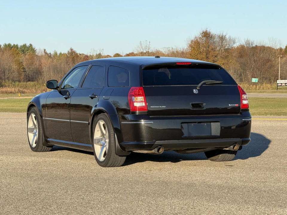 2006 Dodge Magnum SRT8 2nd Gen - Image 24 of 31