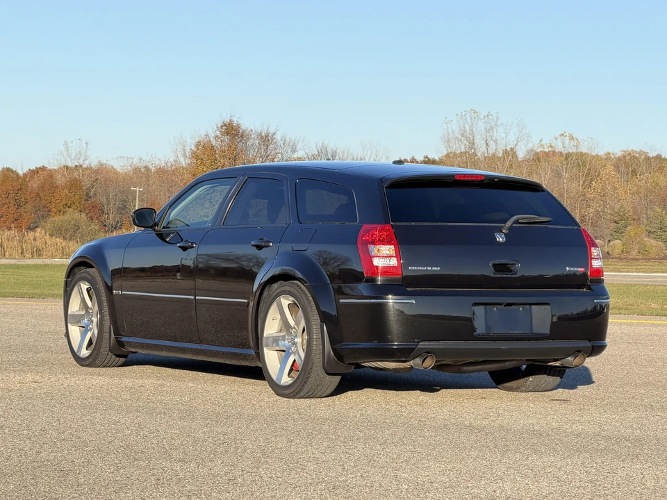 2006 Dodge Magnum SRT8 2nd Gen - Image 22 of 31