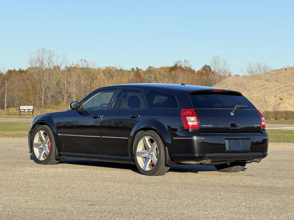 2006 Dodge Magnum SRT8 2nd Gen - Image 20 of 31