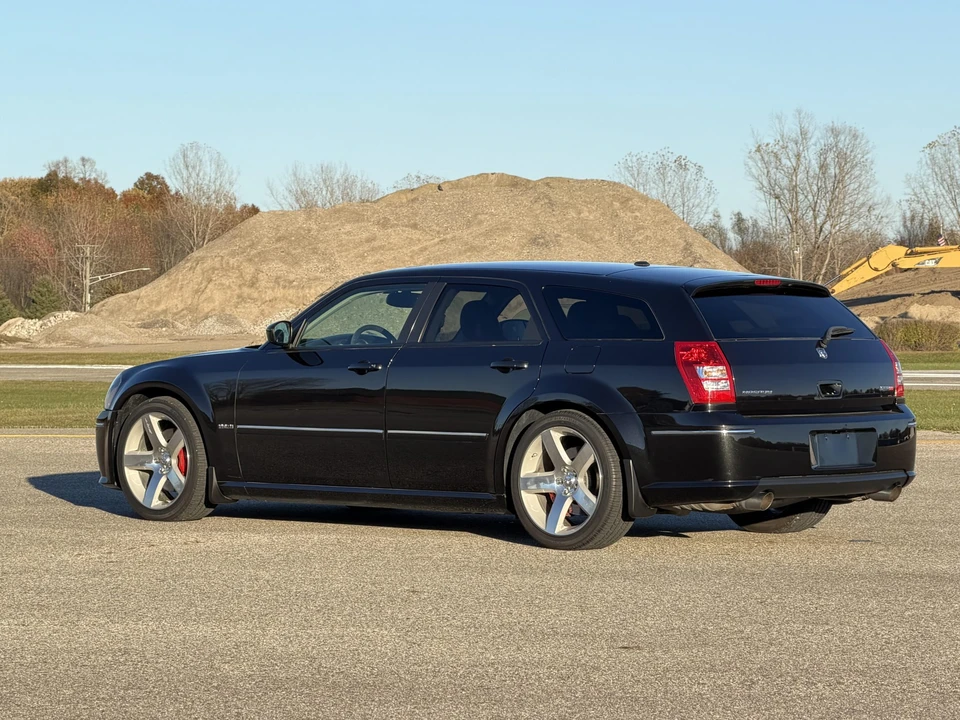 2006 Dodge Magnum SRT8 2nd Gen - Image 19 of 31