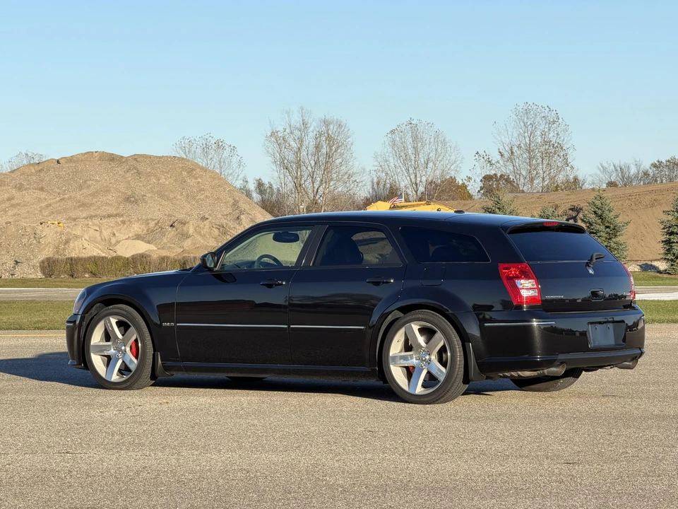 2006 Dodge Magnum SRT8 2nd Gen - Image 18 of 31
