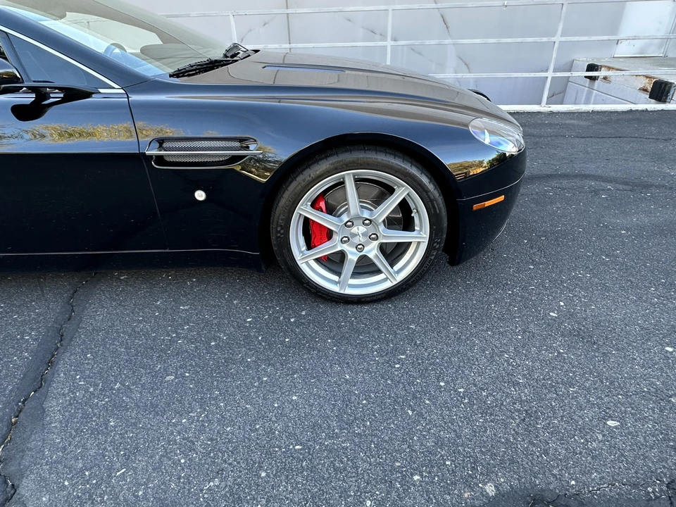 2007 Aston Martin V8 Vantage (2006-2017) - Image 22 of 31