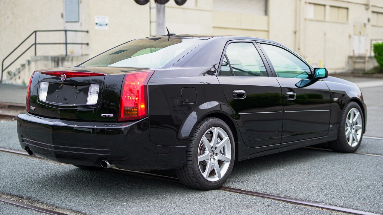 2007 Cadillac CTS-V 1st Gen - Image 18 of 31