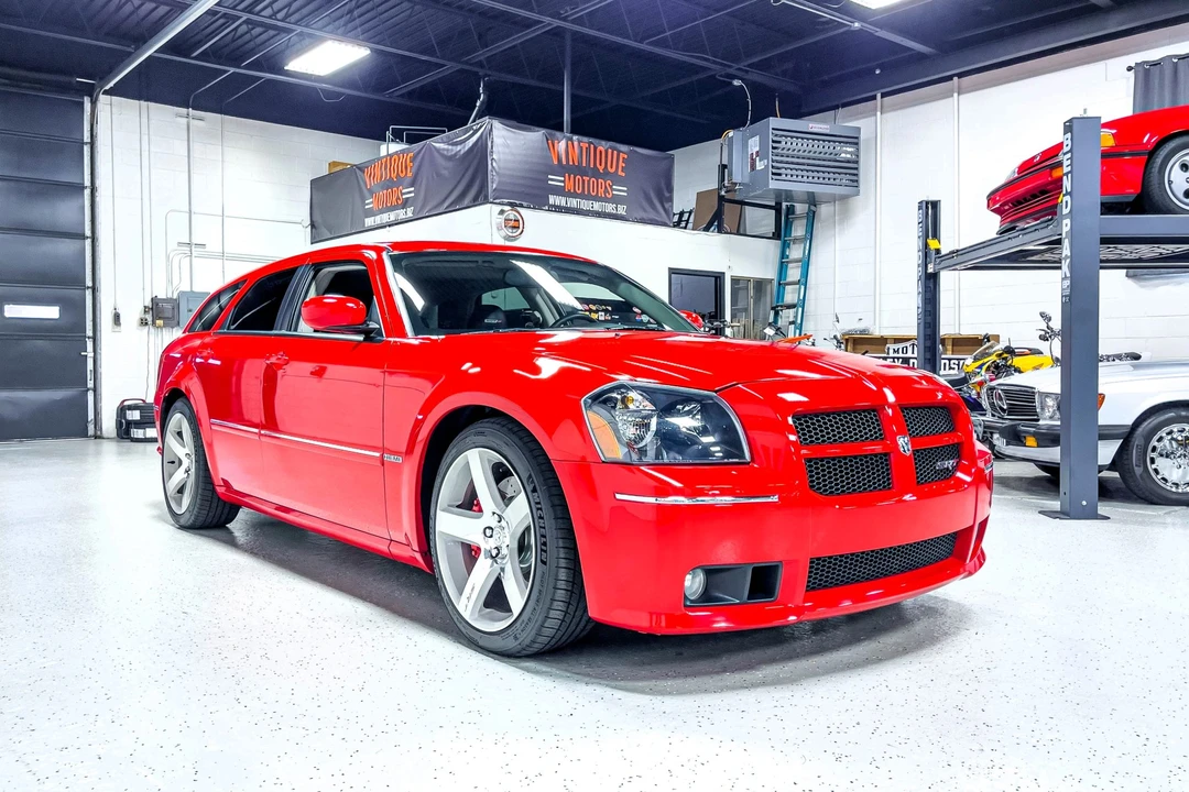 2007 Dodge Magnum SRT8 2nd Gen - Image 8 of 31