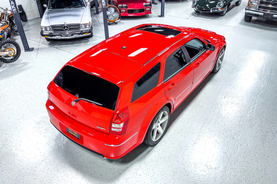 2007 Dodge Magnum SRT8 2nd Gen - Image 15 of 31