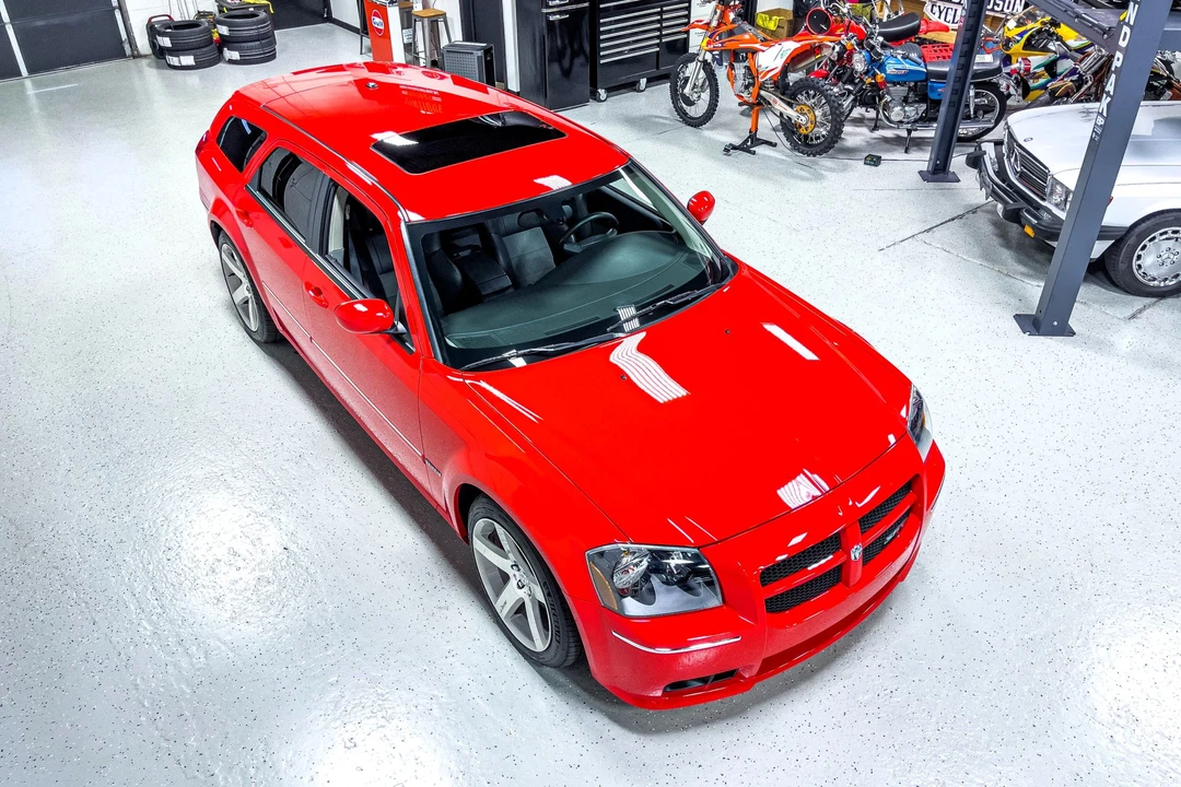 2007 Dodge Magnum SRT8 2nd Gen - Image 10 of 31