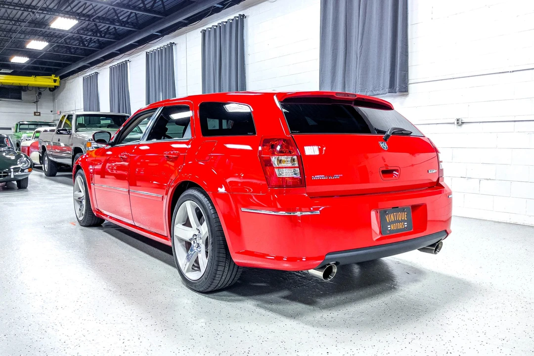 2007 Dodge Magnum SRT8 2nd Gen - Image 4 of 31
