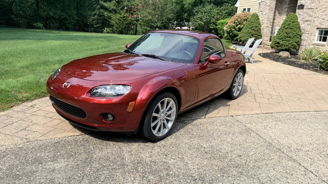 2007 Mazda NC MX-5 Miata - Image 4 of 31