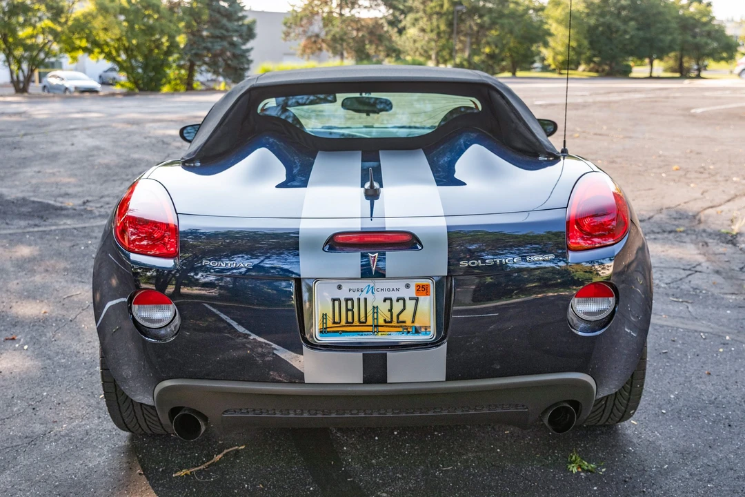 2007 Pontiac Solstice GXP - Image 14 of 31
