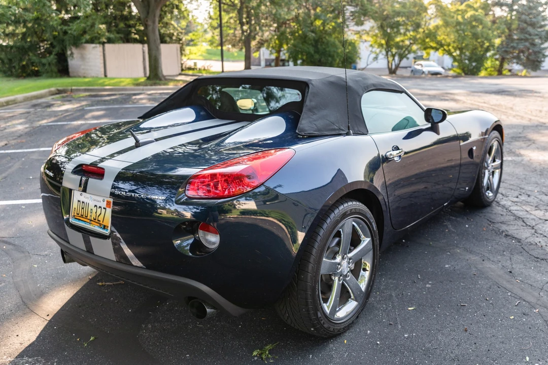 2007 Pontiac Solstice GXP - Image 15 of 31