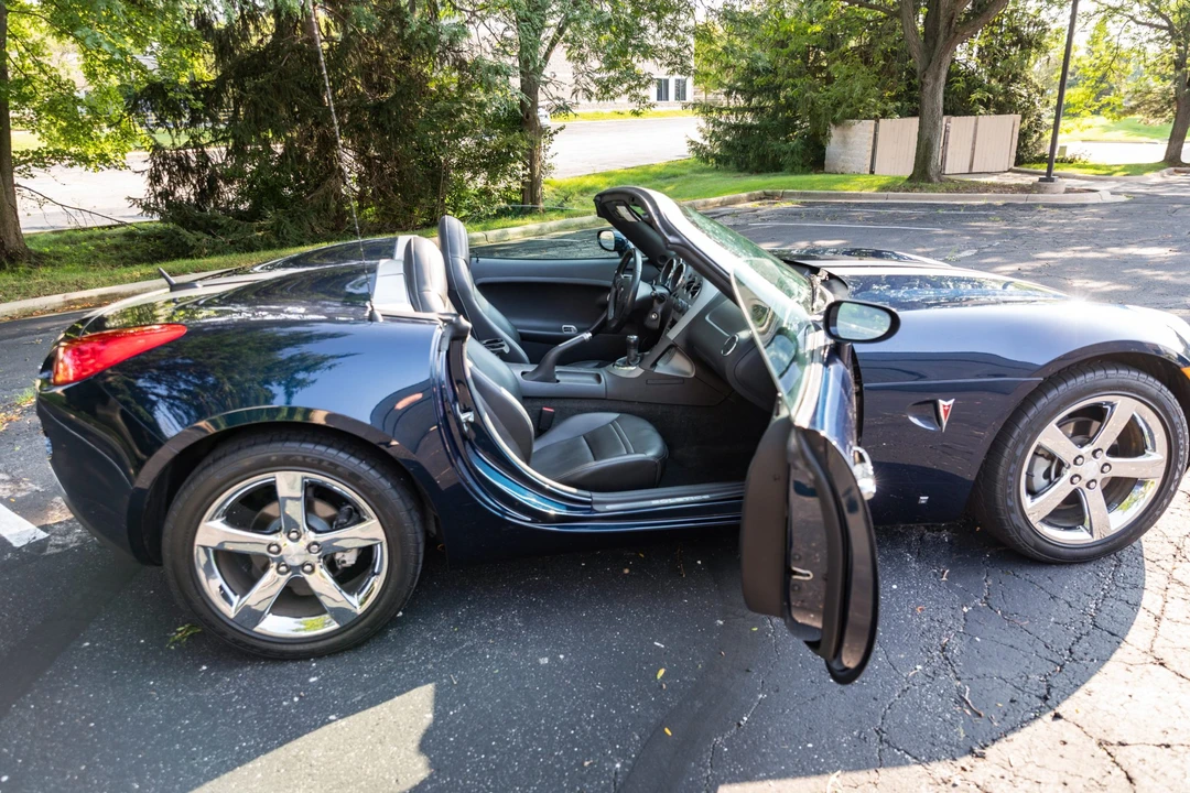 2007 Pontiac Solstice GXP - Image 7 of 31