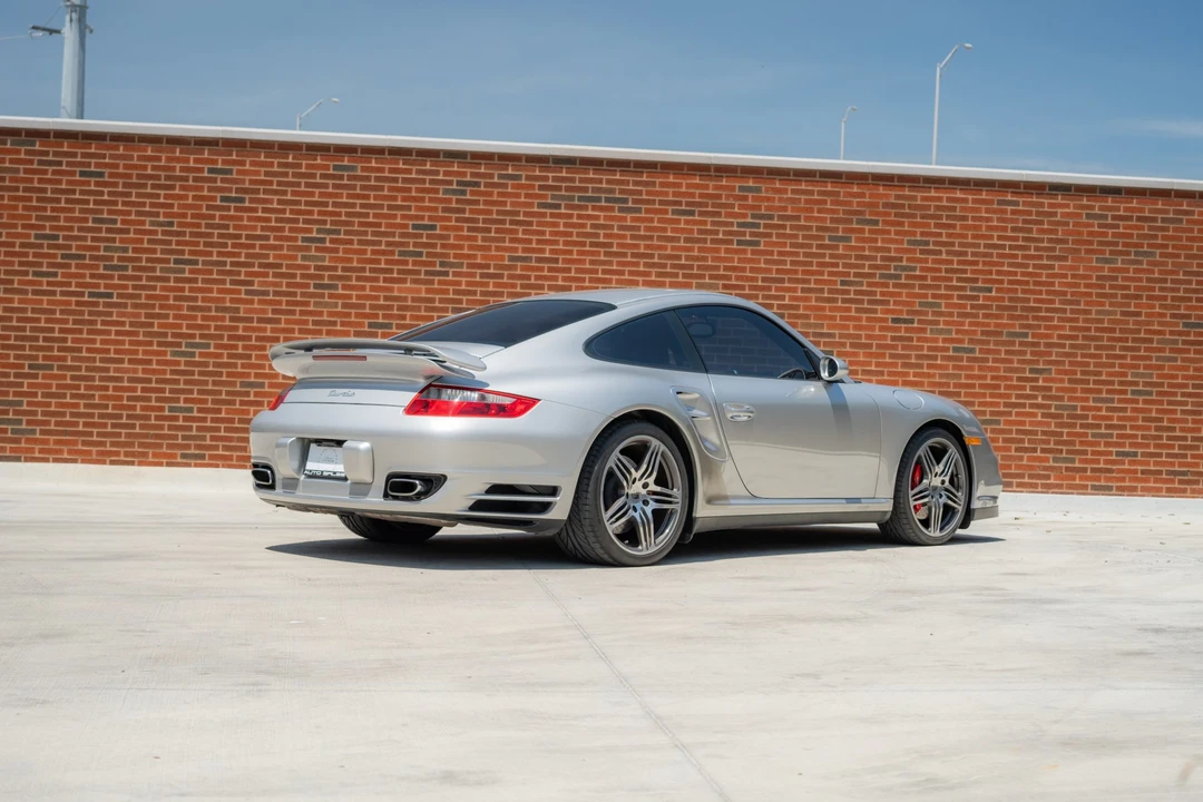 2007 Porsche 997 Turbo - Image 7 of 31