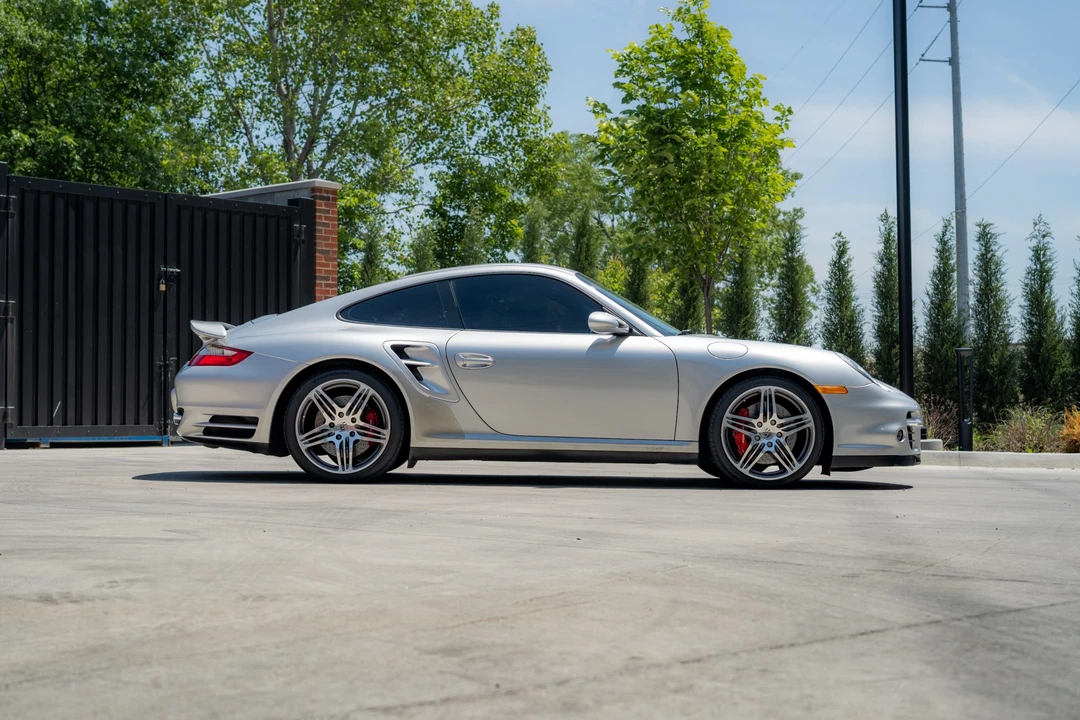 2007 Porsche 997 Turbo - Image 6 of 31