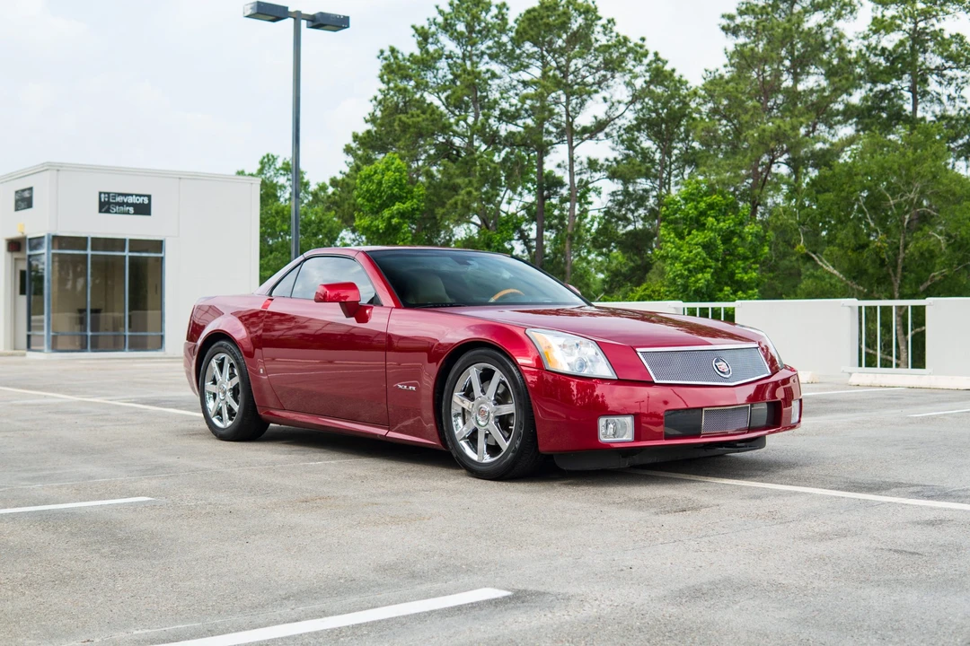 2008 Cadillac XLR - Image 28 of 31