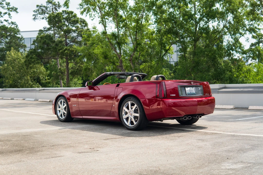 2008 Cadillac XLR - Image 7 of 31
