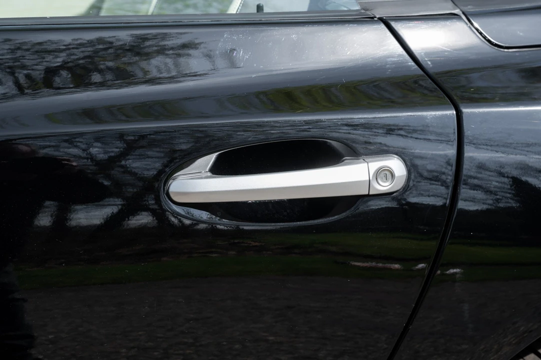 2008 Chrysler Crossfire - Image 31 of 31