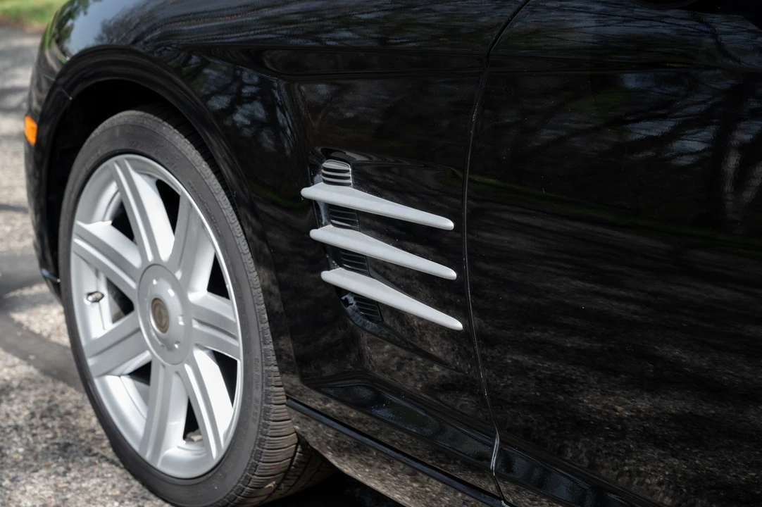 2008 Chrysler Crossfire - Image 22 of 31