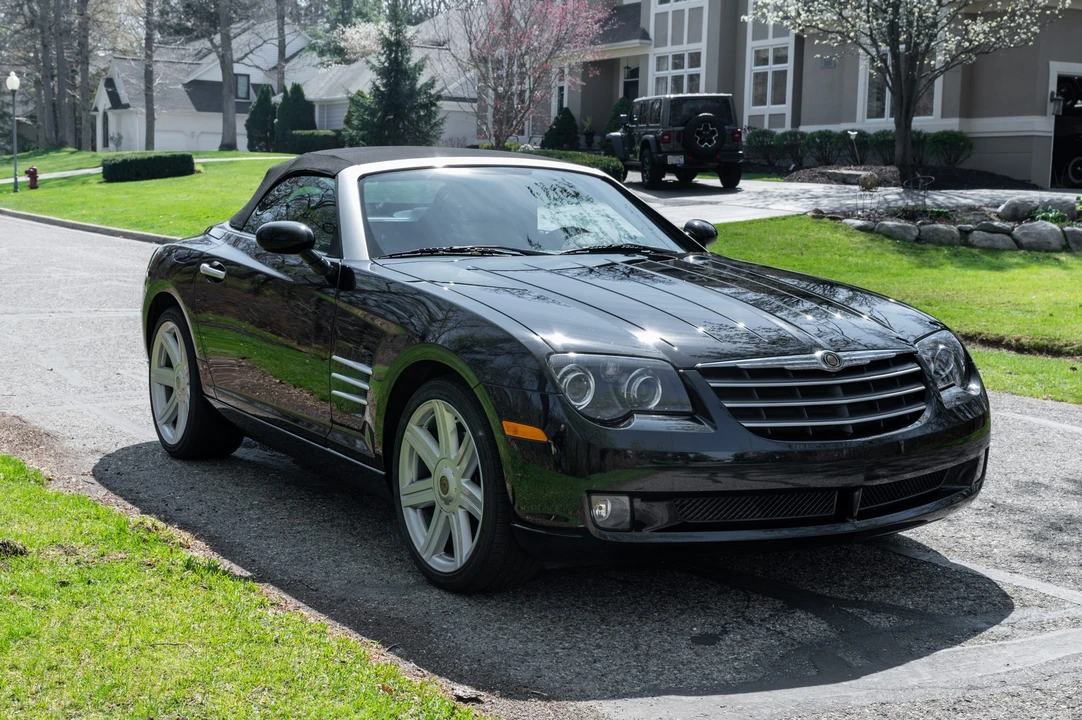 2008 Chrysler Crossfire - Image 3 of 31
