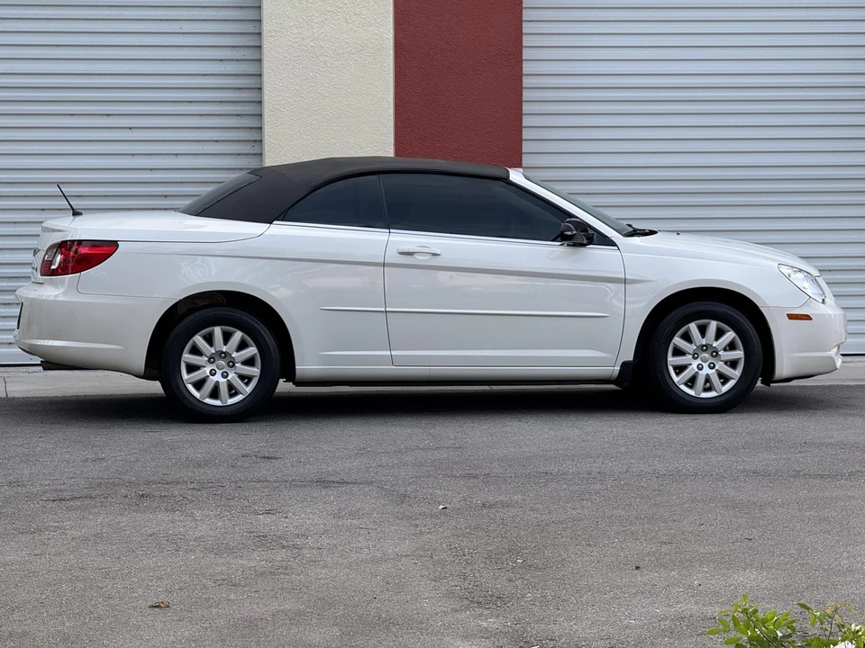 2008 Chrysler Sebring - Image 29 of 31