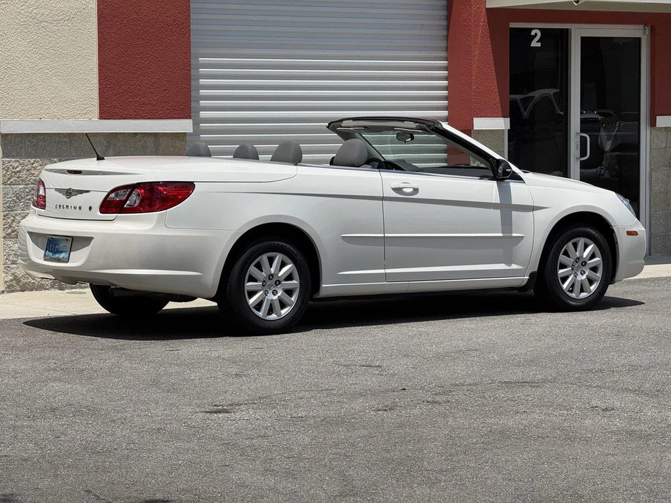 2008 Chrysler Sebring - Image 8 of 31