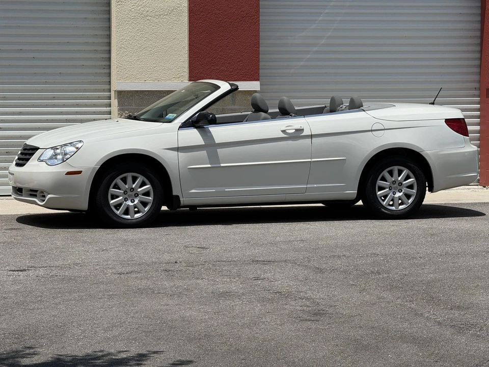 2008 Chrysler Sebring - Image 6 of 31