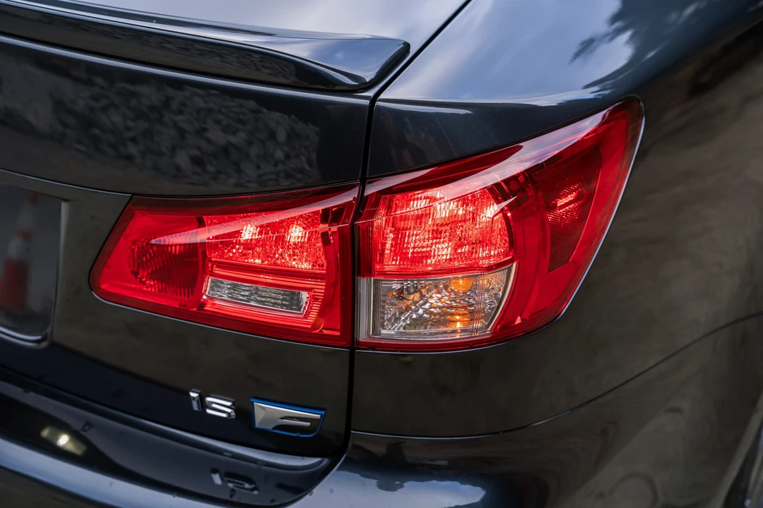 2008 Lexus IS F 2nd Gen - Image 29 of 31