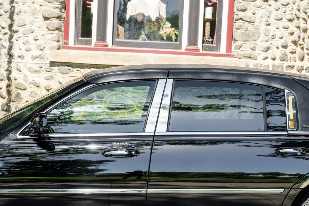 2008 Lincoln Town Car - Image 25 of 31