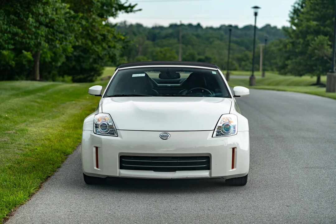 2008 Nissan 350Z 5th Gen - Image 2 of 31