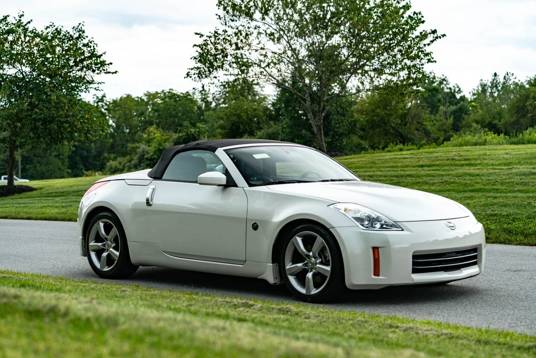 2008 Nissan 350Z 5th Gen - Image 9 of 31
