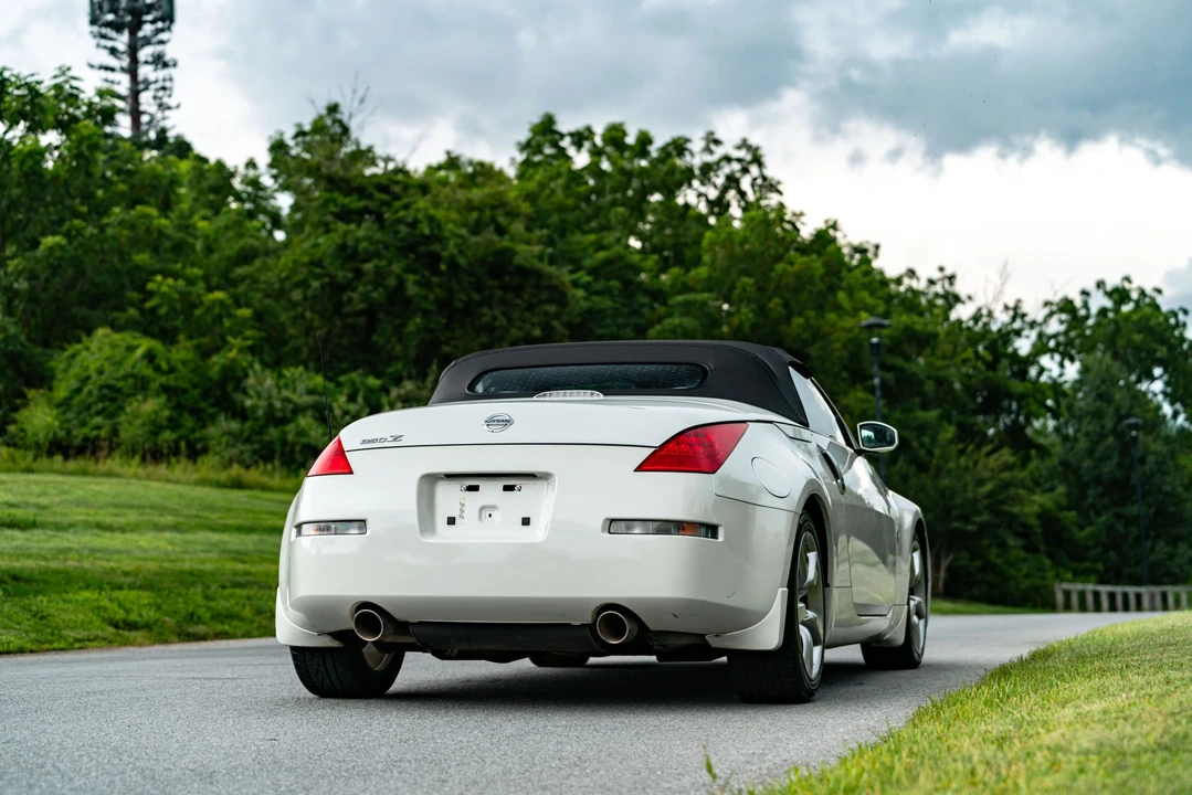 2008 Nissan 350Z 5th Gen - Image 21 of 31