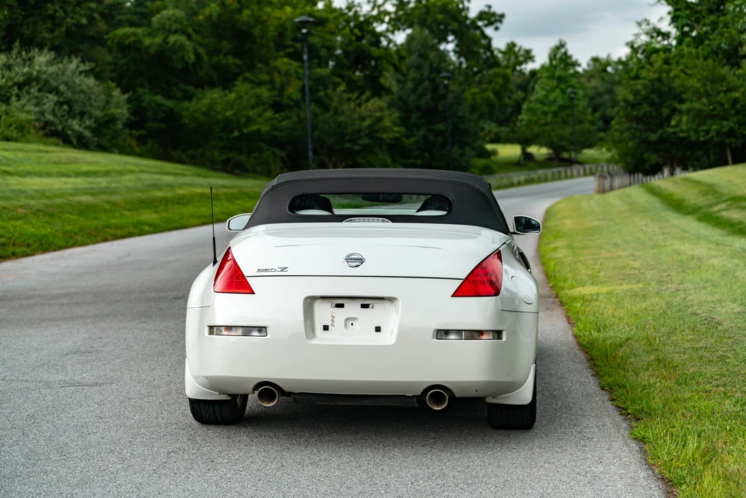 2008 Nissan 350Z 5th Gen - Image 22 of 31