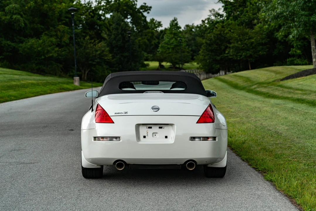 2008 Nissan 350Z 5th Gen - Image 24 of 31