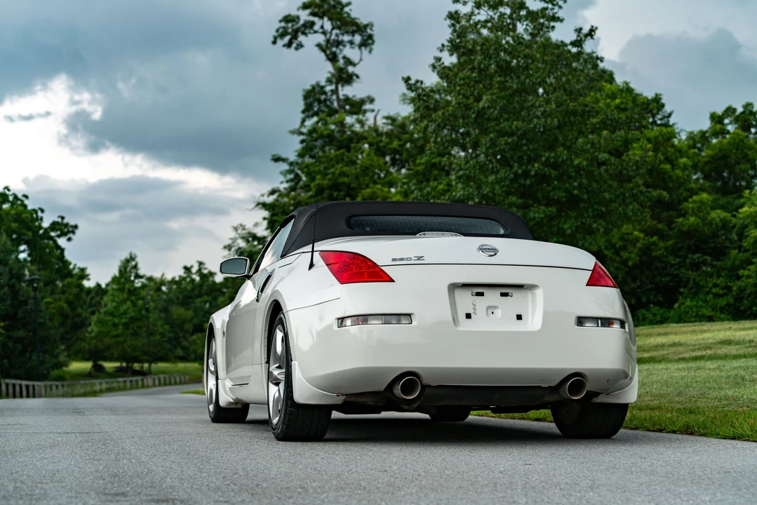 2008 Nissan 350Z 5th Gen - Image 27 of 31