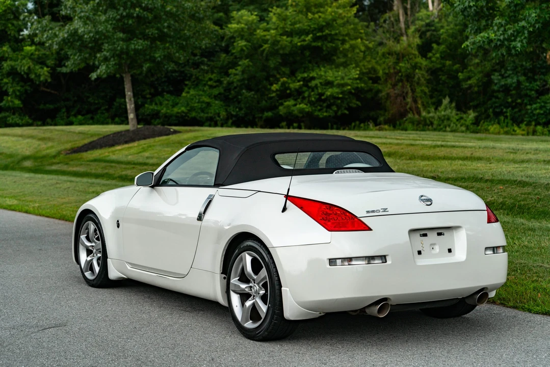 2008 Nissan 350Z 5th Gen - Image 28 of 31