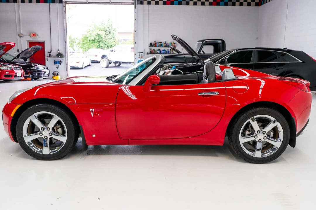 2008 Pontiac Solstice GXP - Image 9 of 31