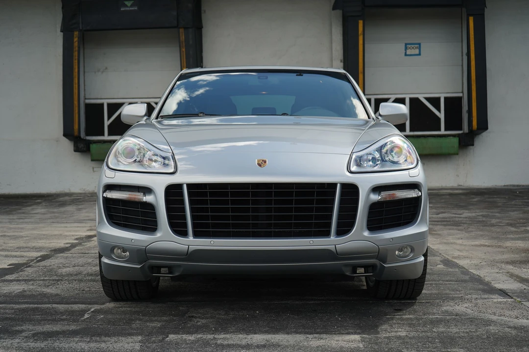 2008 Porsche 955/957 Cayenne GTS - Image 8 of 31