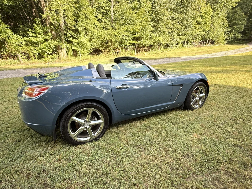2008 Saturn Sky Red Line - Image 9 of 31