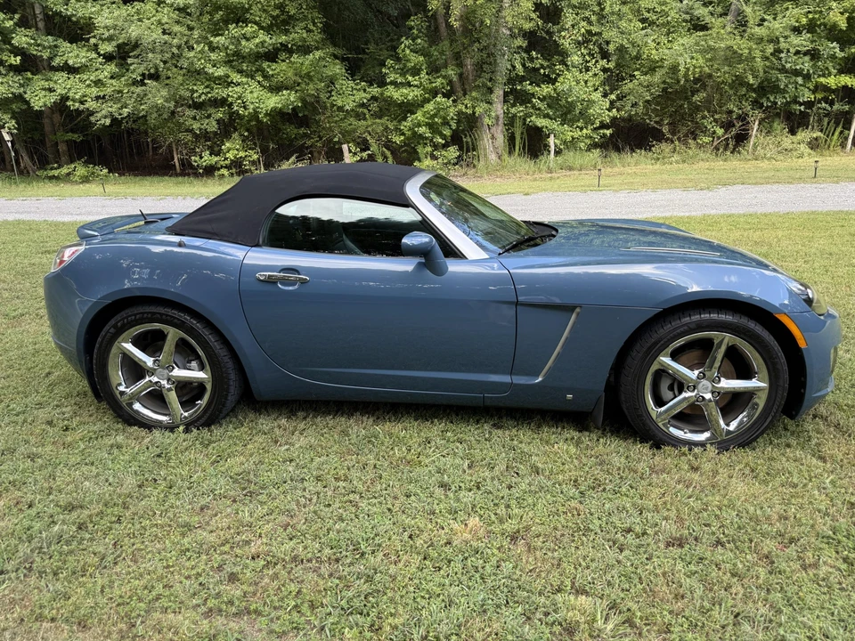 2008 Saturn Sky Red Line - Image 18 of 31