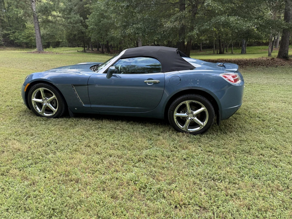2008 Saturn Sky Red Line - Image 17 of 31