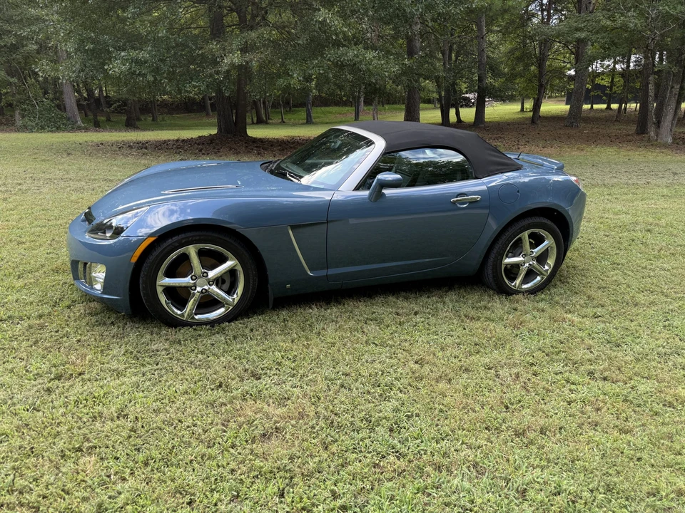 2008 Saturn Sky Red Line - Image 16 of 31