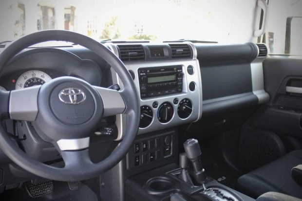 2008 Toyota FJ Cruiser - Image 5 of 8