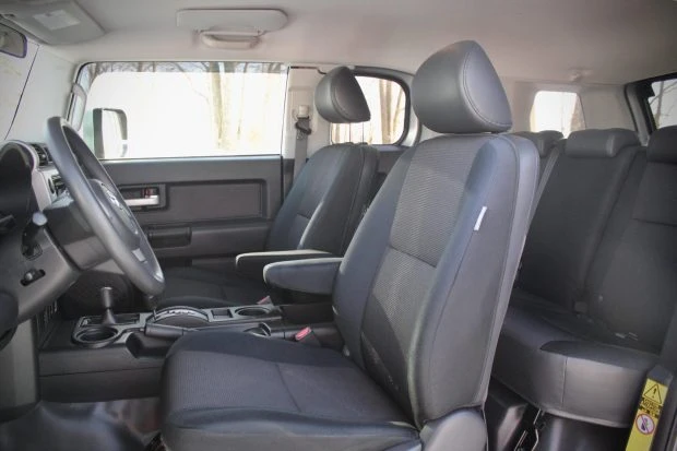 2008 Toyota FJ Cruiser - Image 4 of 8