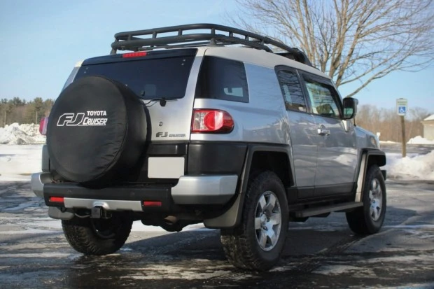 2008 Toyota FJ Cruiser - Image 2 of 8