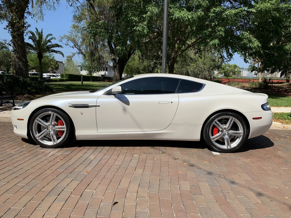 2009 Aston Martin DB9 - Image 6 of 31