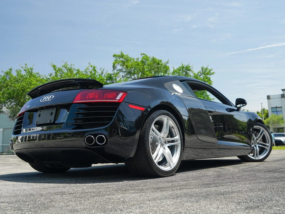 2009 Audi 42 R8 - Image 13 of 31