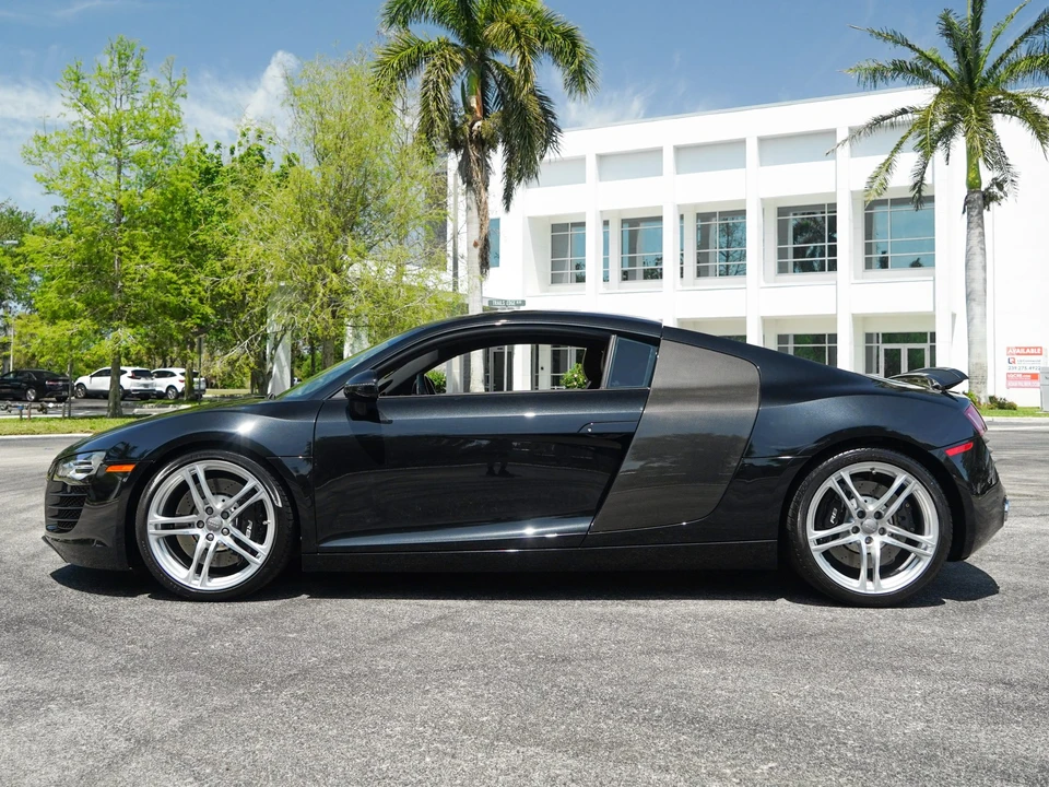 2009 Audi 42 R8 - Image 18 of 31