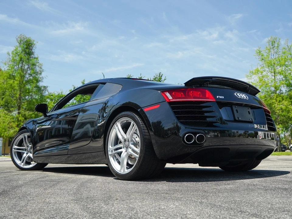2009 Audi 42 R8 - Image 16 of 31