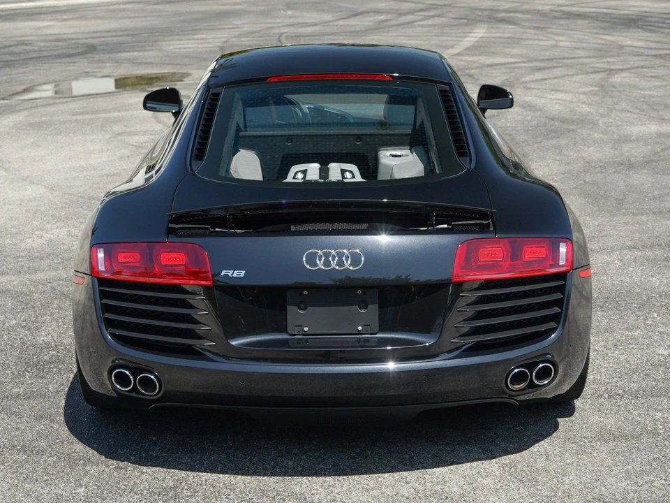 2009 Audi 42 R8 - Image 15 of 31