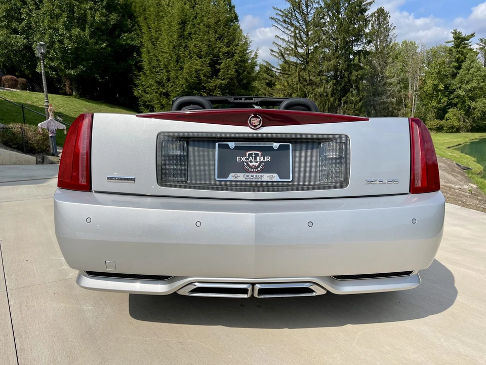 2009 Cadillac XLR - Image 9 of 31