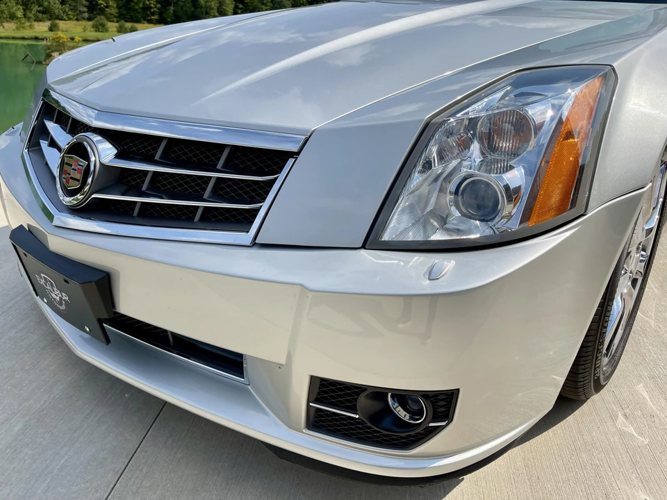 2009 Cadillac XLR - Image 22 of 31